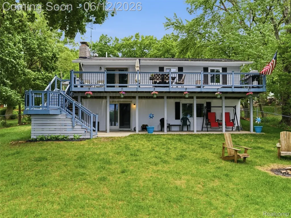 258 Lakeside Drive Howell City MI 48843