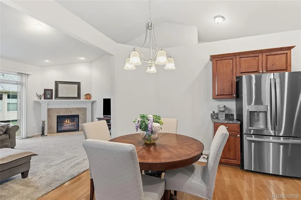 19322 Linwood Drive Clinton Charter Township MI 48038
