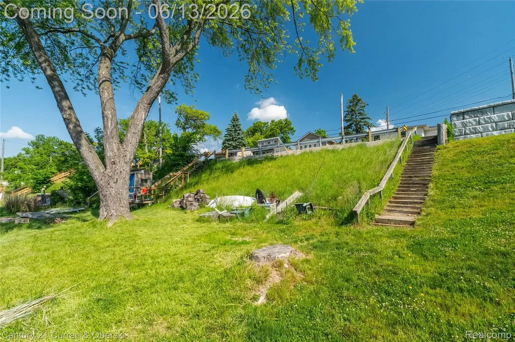 7224 Andersonville Road Independence Charter Township MI 48346
