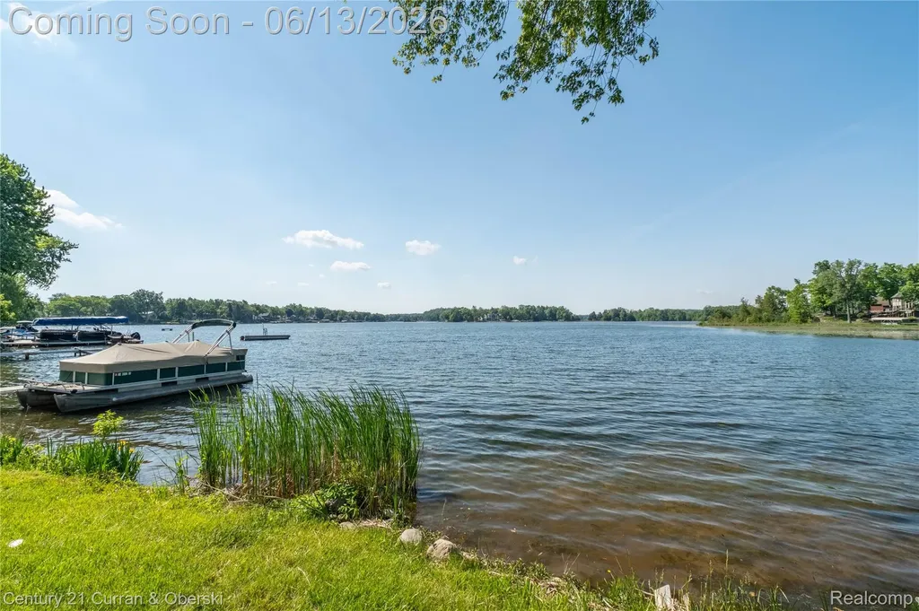 7224 Andersonville Road Independence Charter Township MI 48346