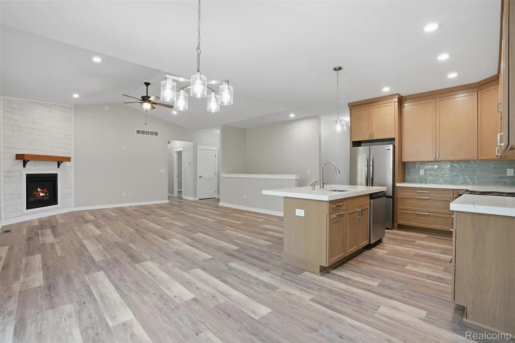 6320 Birch Meadows Lane Handy Township MI 48836