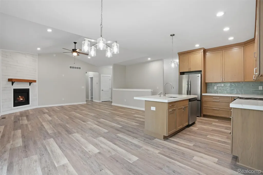 6320 Birch Meadows Lane Handy Township MI 48836