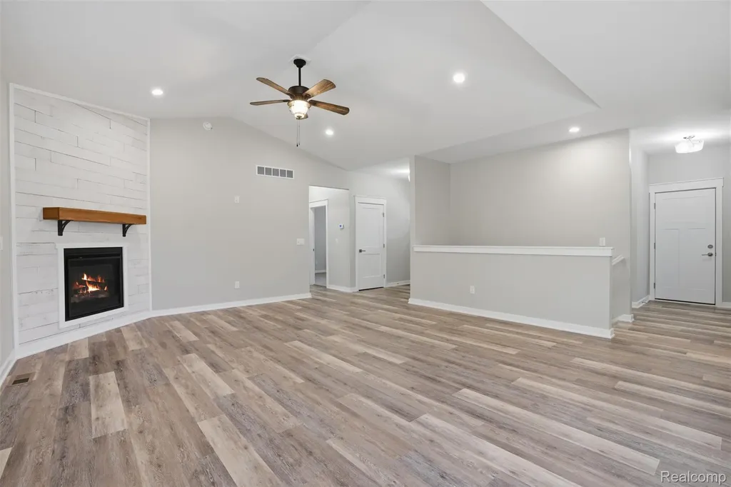 6320 Birch Meadows Lane Handy Township MI 48836