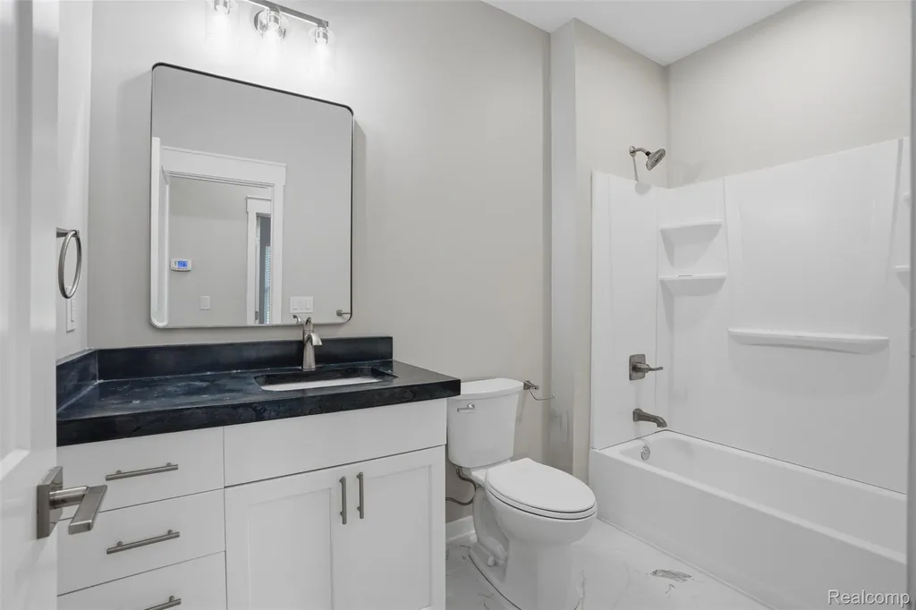 6320 Birch Meadows Lane Handy Township MI 48836