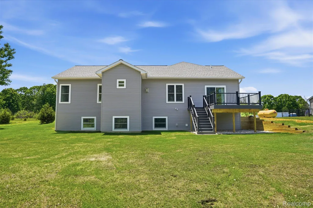 6320 Birch Meadows Lane Handy Township MI 48836