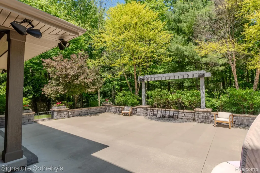 3479 E Shady Ridge Lane Larkin Charter Township MI 48642