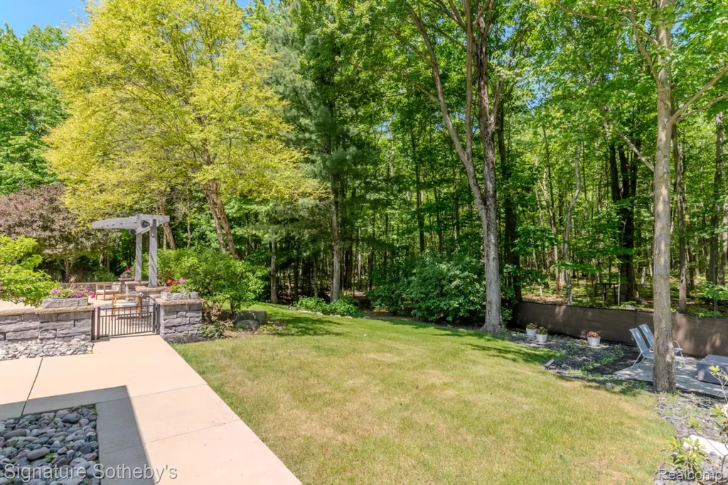3479 E Shady Ridge Lane Larkin Charter Township MI 48642