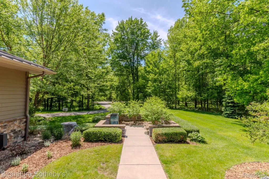 3479 E Shady Ridge Lane Larkin Charter Township MI 48642