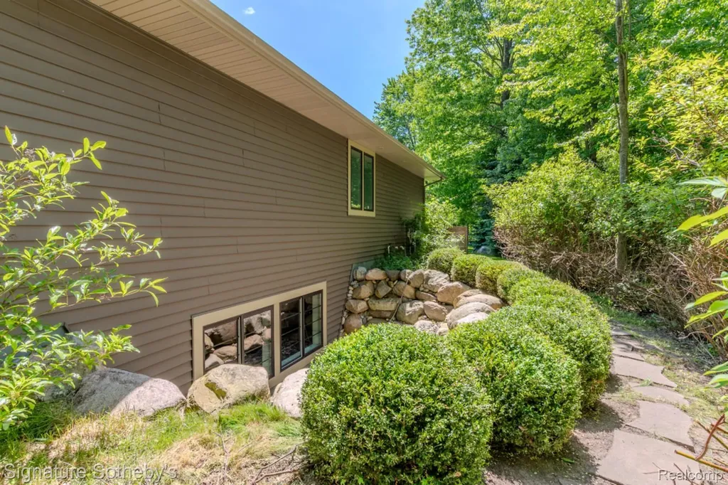 3479 E Shady Ridge Lane Larkin Charter Township MI 48642