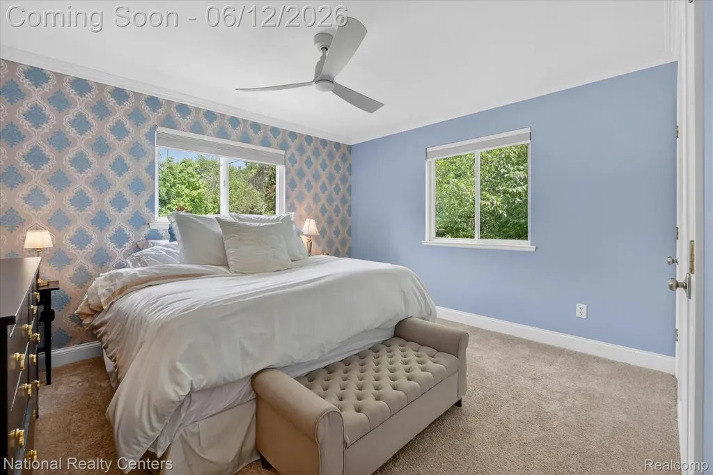 34377 Colfax Drive Farmington Hills City MI 48335