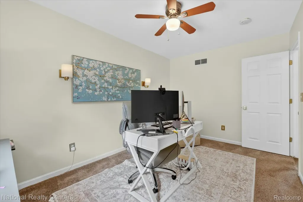 34377 Colfax Drive Farmington Hills City MI 48335