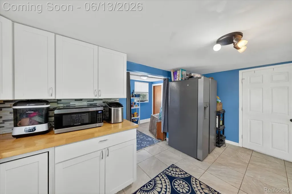47 Avery Street Mt. Clemens City MI 48043