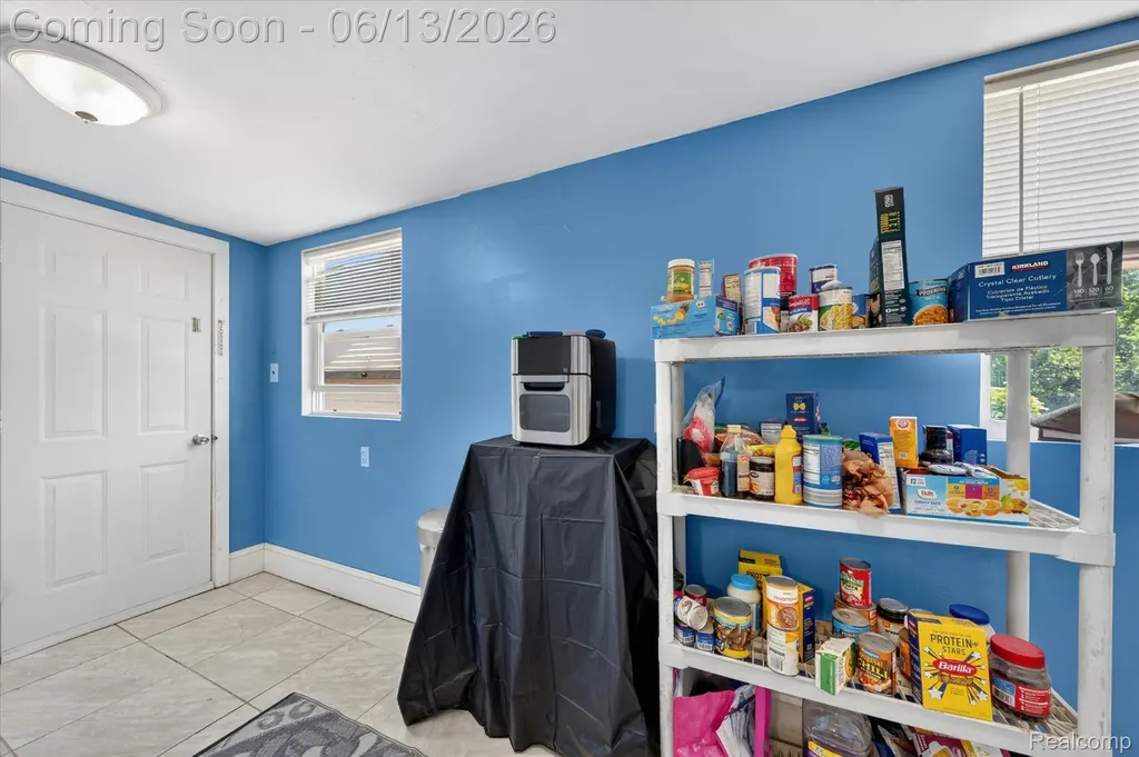 47 Avery Street Mt. Clemens City MI 48043
