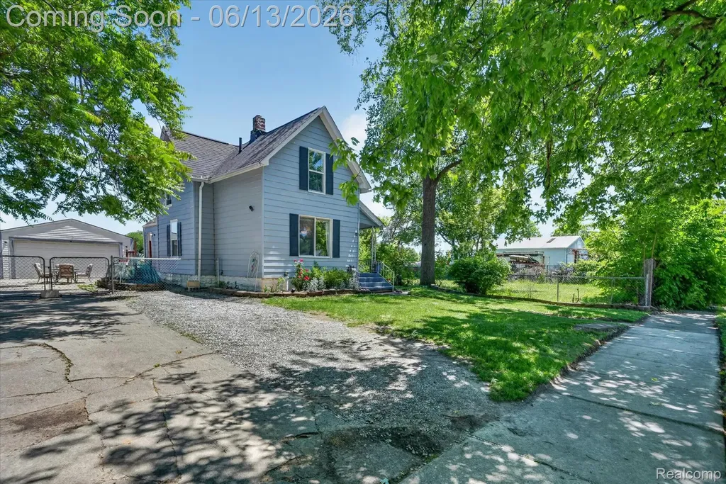 47 Avery Street Mt. Clemens City MI 48043