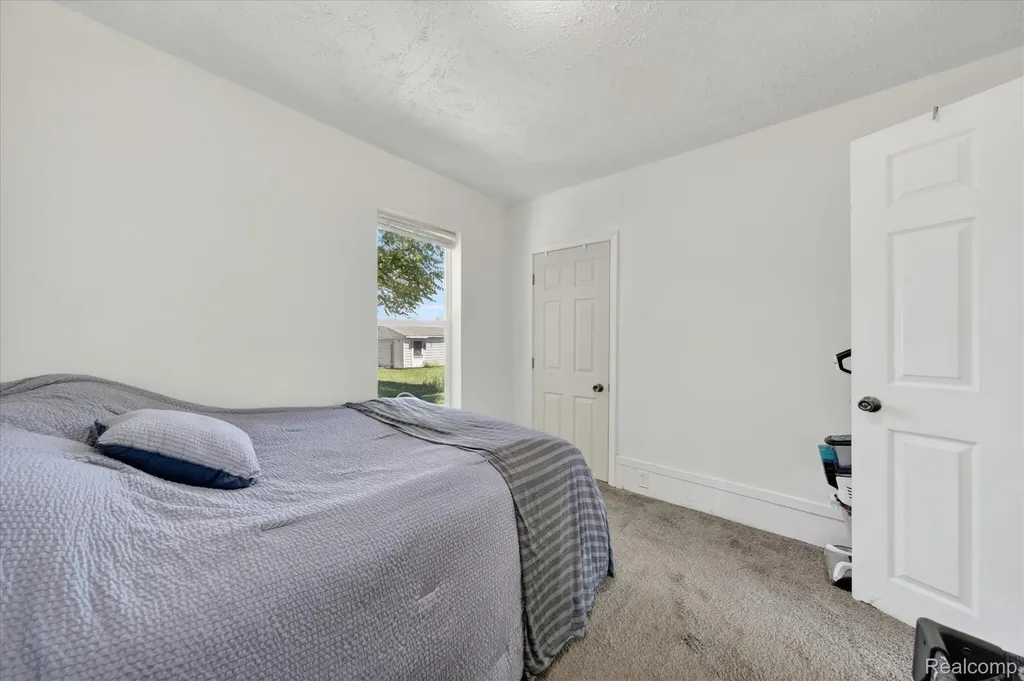 47 Avery Street Mt. Clemens City MI 48043