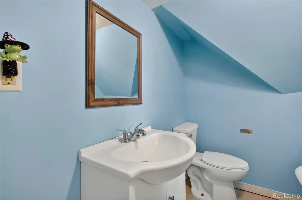 47 Avery Street Mt. Clemens City MI 48043