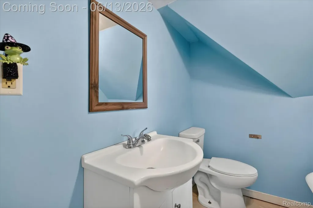 47 Avery Street Mt. Clemens City MI 48043
