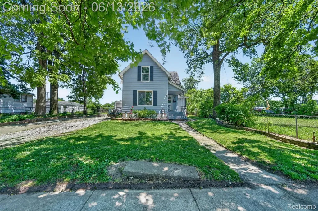 47 Avery Street Mt. Clemens City MI 48043
