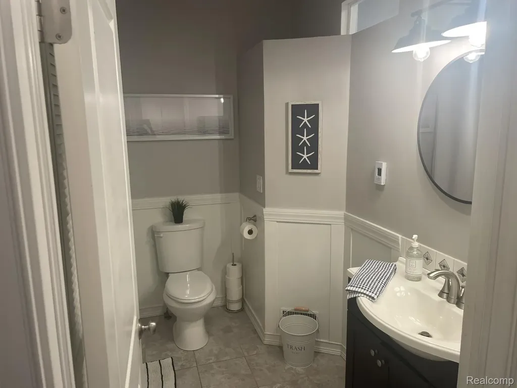 2141 Derfla Drive Royalton Township MI 49085
