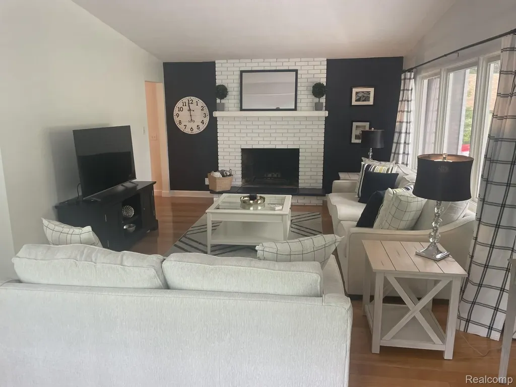 2141 Derfla Drive Royalton Township MI 49085