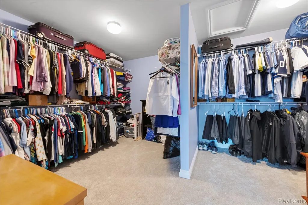 801 Watersmeet Drive Oxford Charter Township MI 48371