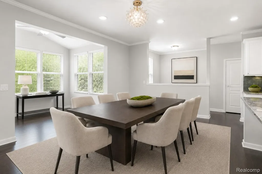 31065 Tremont Lane Beverly Hills Village MI 48025