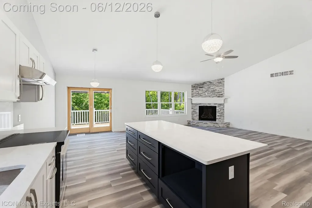 3907 Pontiac Lake Road Waterford Charter Township MI 48328