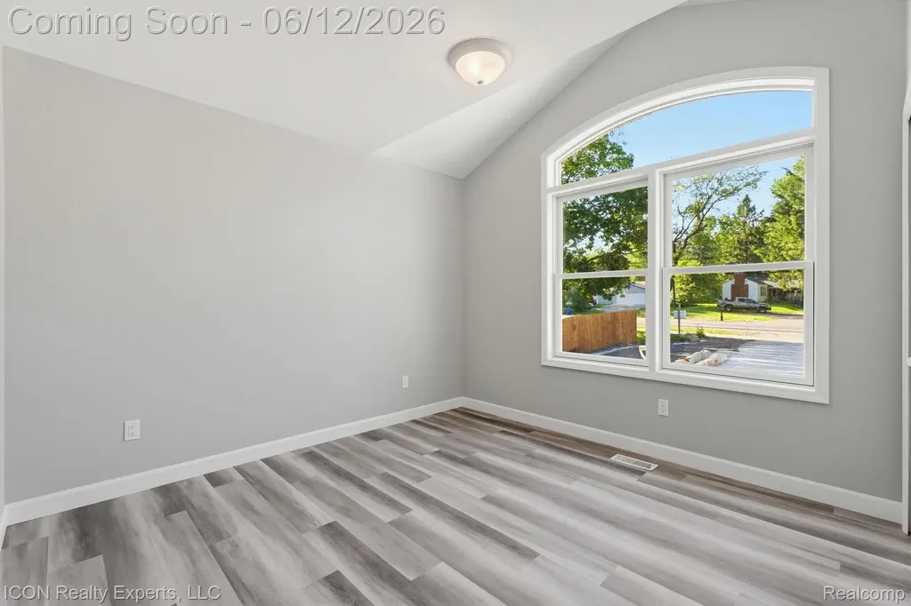 3907 Pontiac Lake Road Waterford Charter Township MI 48328