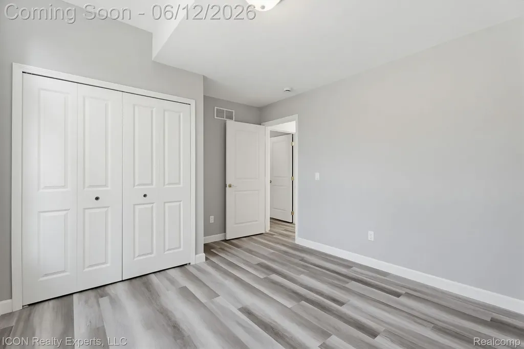 3907 Pontiac Lake Road Waterford Charter Township MI 48328