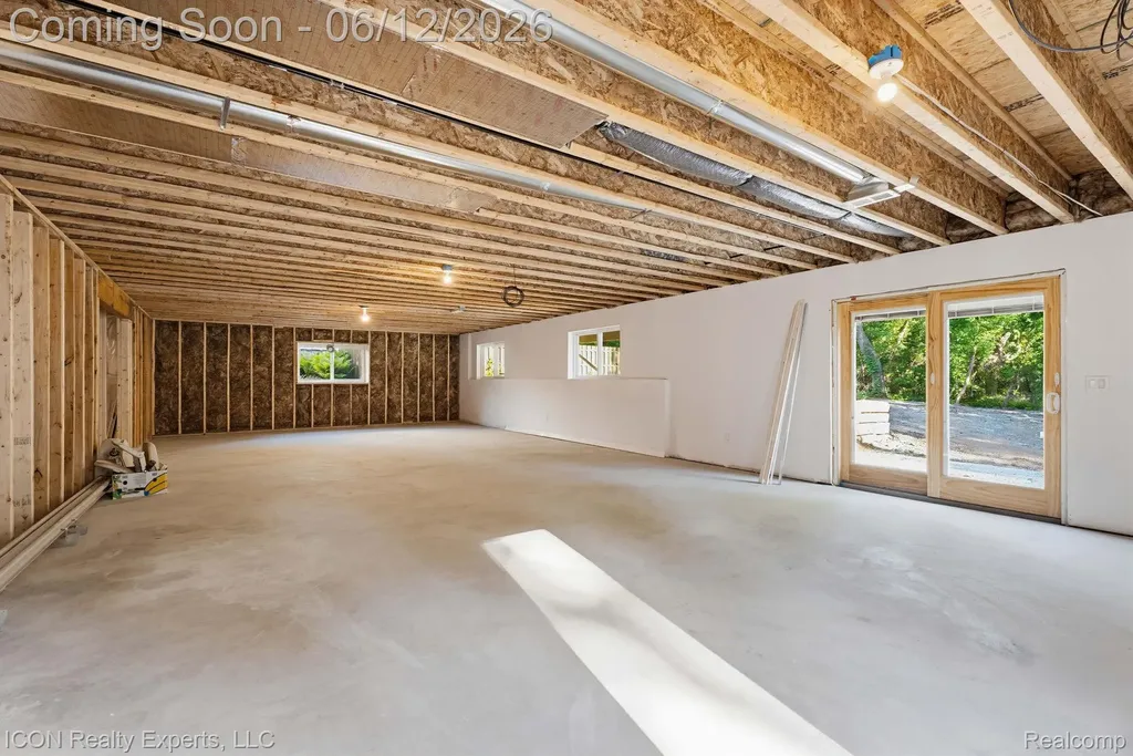 3907 Pontiac Lake Road Waterford Charter Township MI 48328
