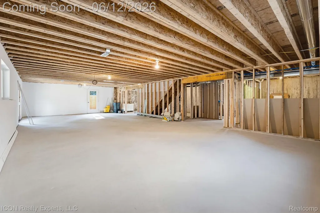 3907 Pontiac Lake Road Waterford Charter Township MI 48328