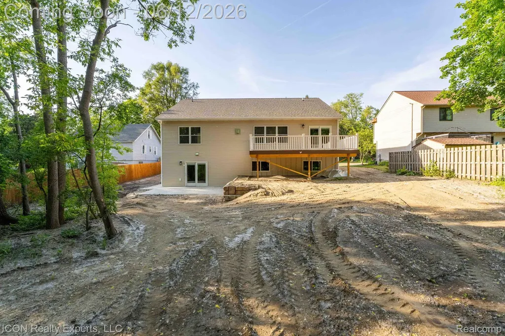 3907 Pontiac Lake Road Waterford Charter Township MI 48328