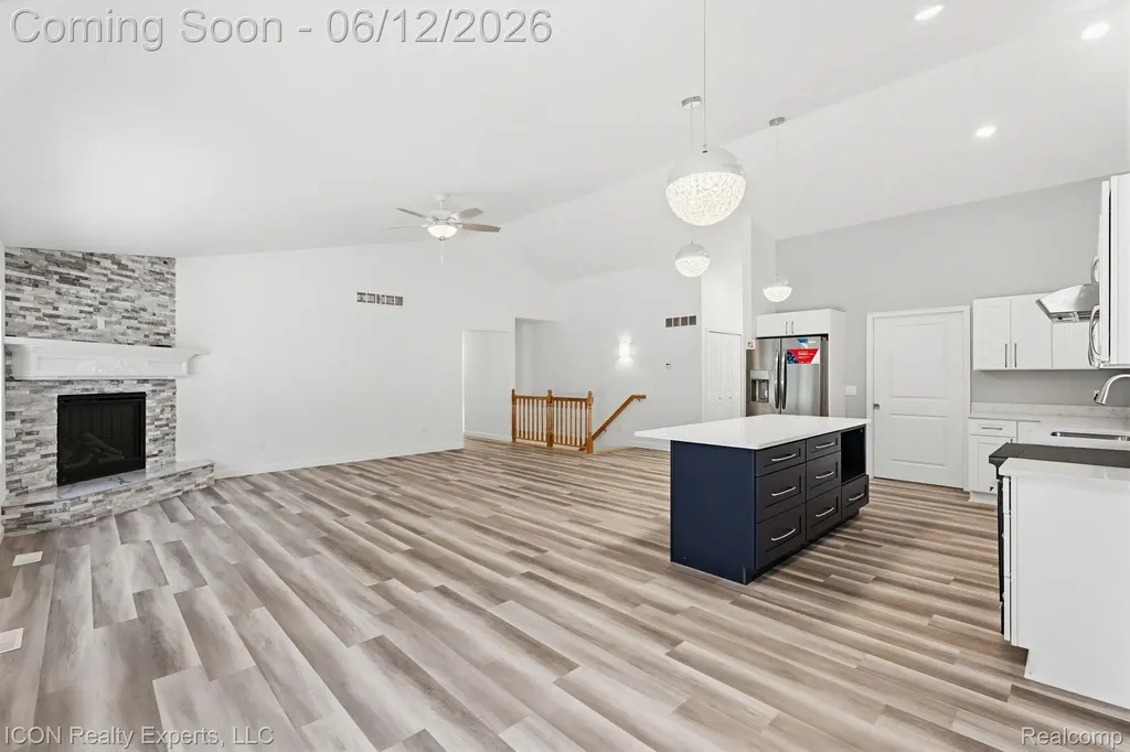 3907 Pontiac Lake Road Waterford Charter Township MI 48328