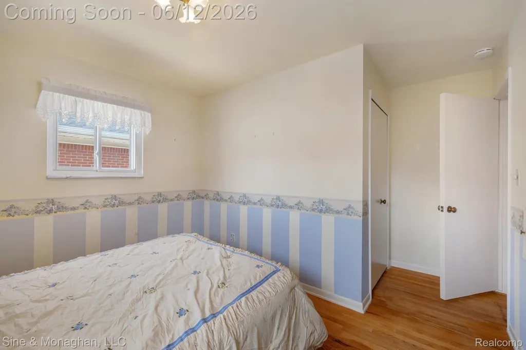 1924 Newman Street Trenton City MI 48183