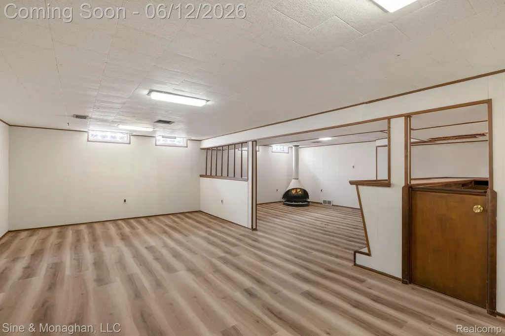 1924 Newman Street Trenton City MI 48183