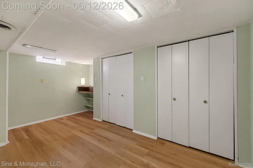 1924 Newman Street Trenton City MI 48183