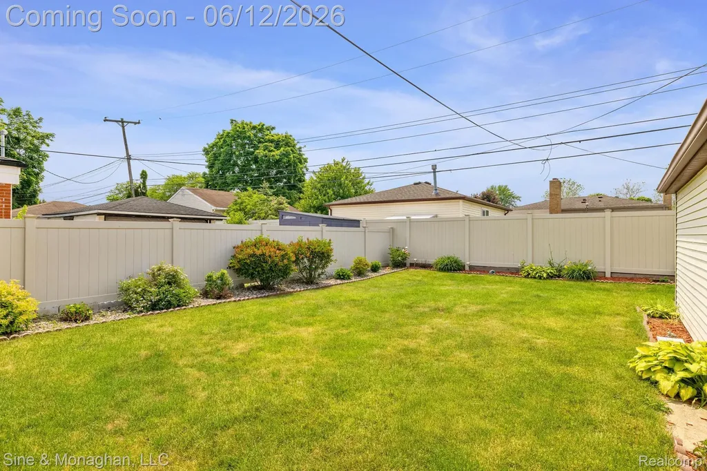 1924 Newman Street Trenton City MI 48183