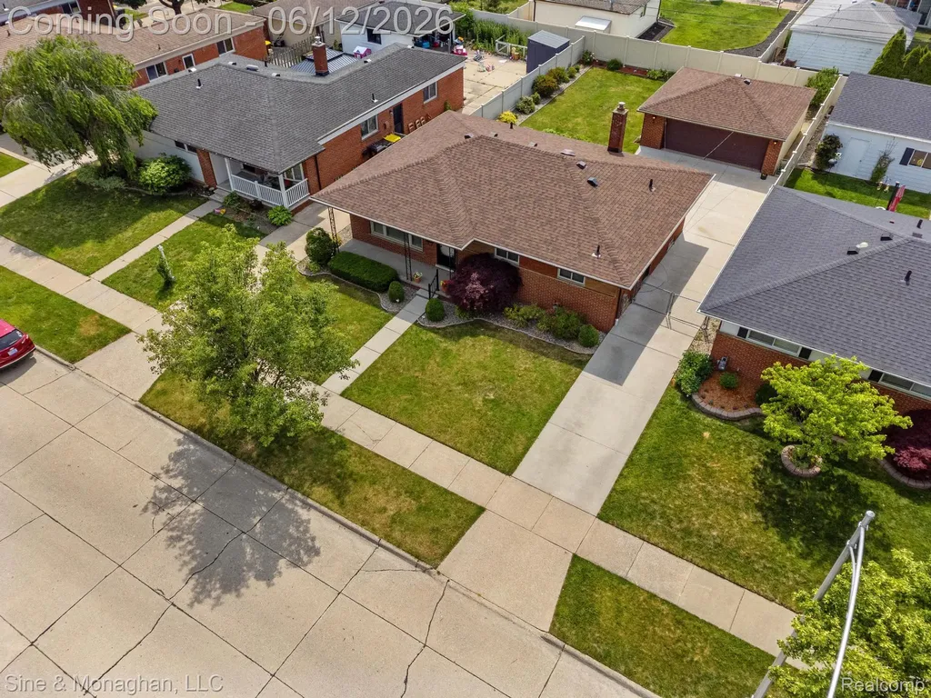 1924 Newman Street Trenton City MI 48183