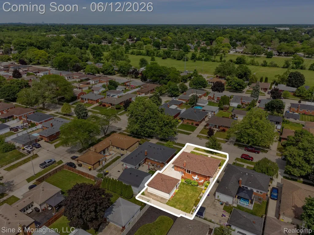 1924 Newman Street Trenton City MI 48183