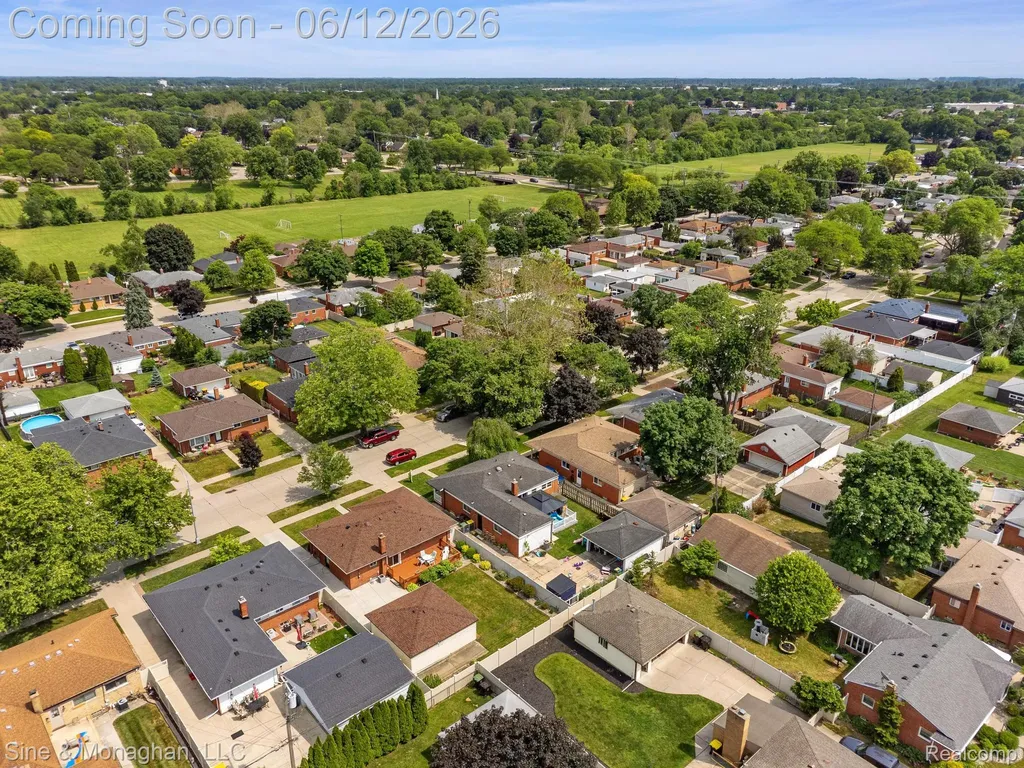 1924 Newman Street Trenton City MI 48183