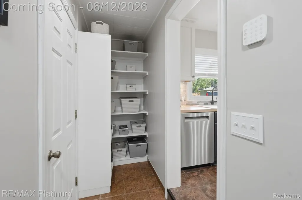 1612 S Hughes Road Genoa Township MI 48114