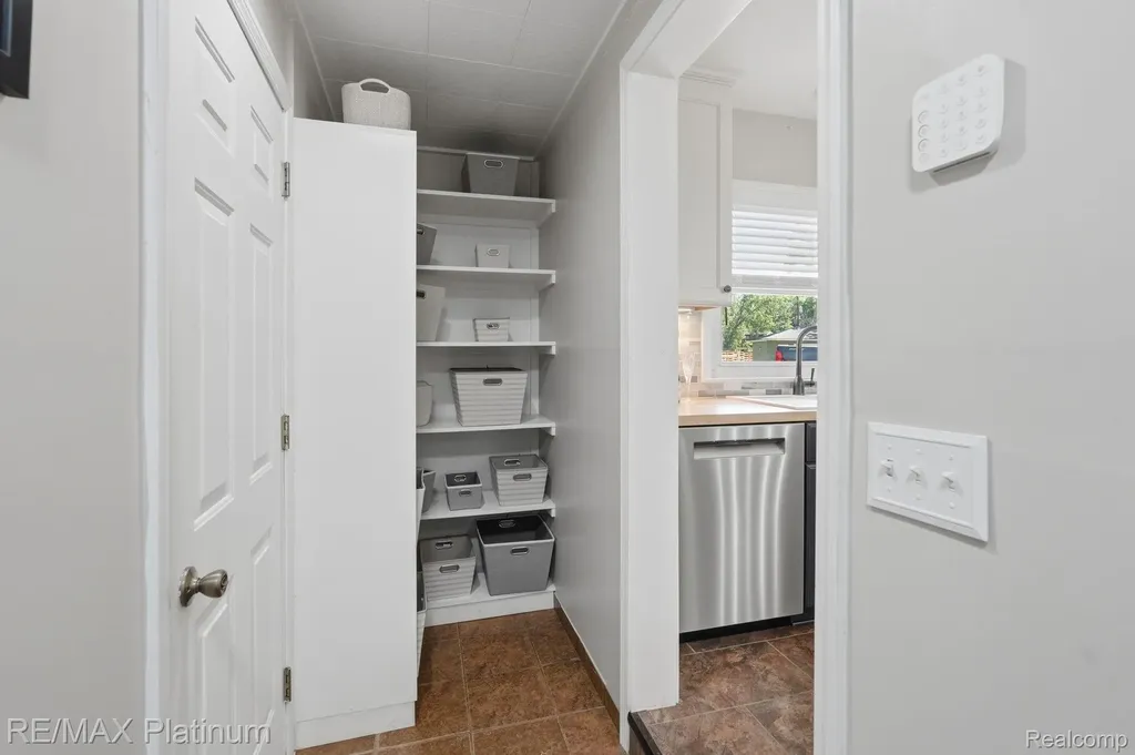 1612 S Hughes Road Genoa Township MI 48114