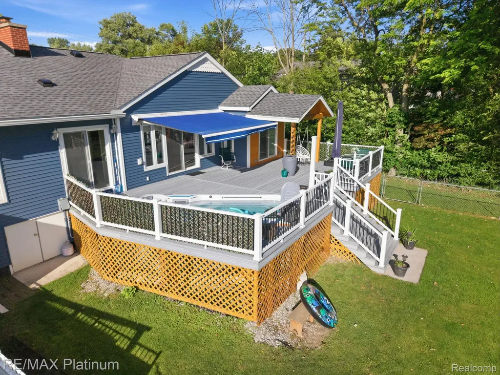 1612 S Hughes Road Genoa Township MI 48114