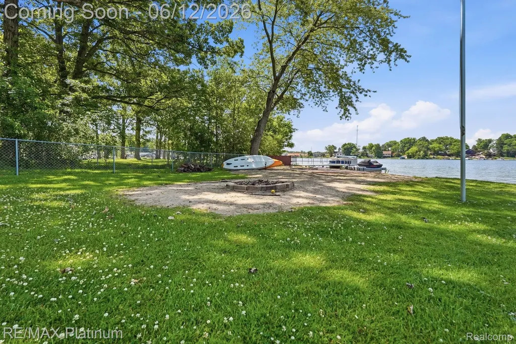 1612 S Hughes Road Genoa Township MI 48114