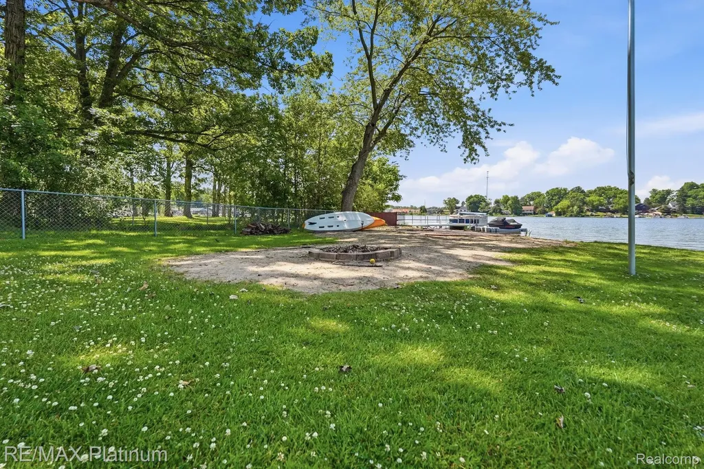 1612 S Hughes Road Genoa Township MI 48114