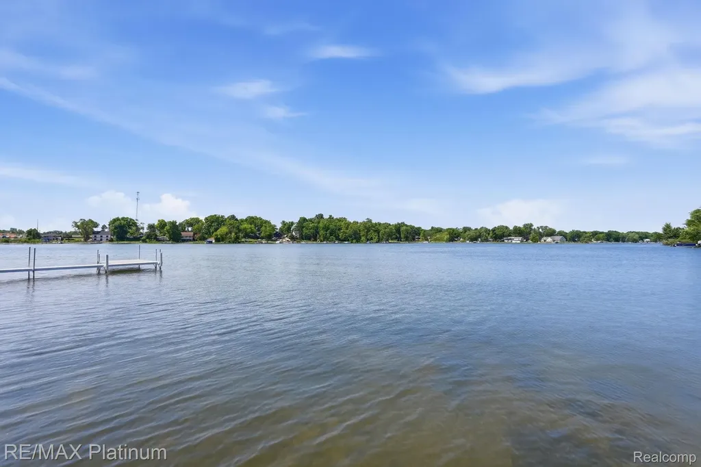 1612 S Hughes Road Genoa Township MI 48114