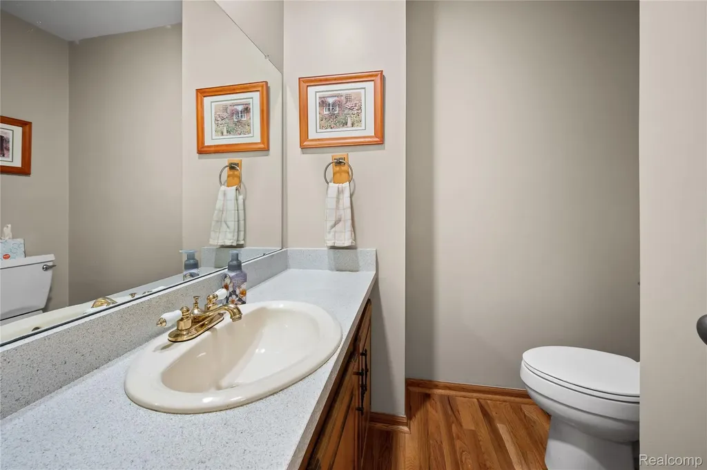 34230 Fonville Court Livonia City MI 48152