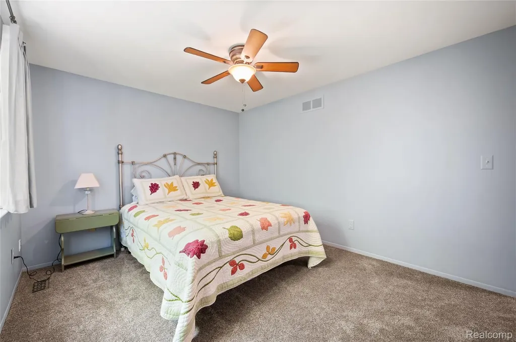 34230 Fonville Court Livonia City MI 48152