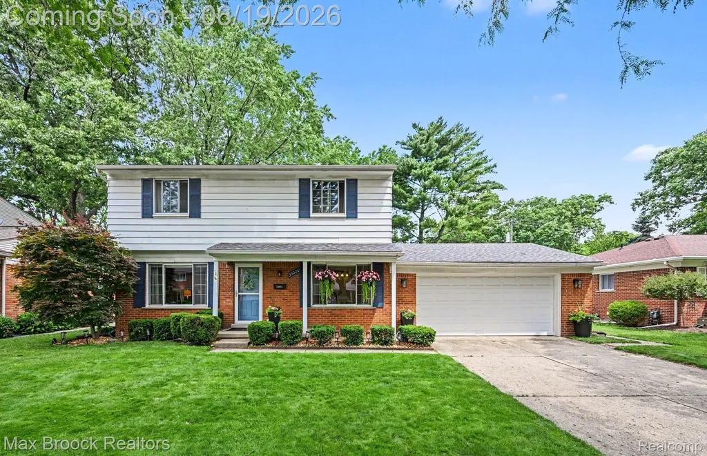 33000 Perth Street Livonia City MI 48154