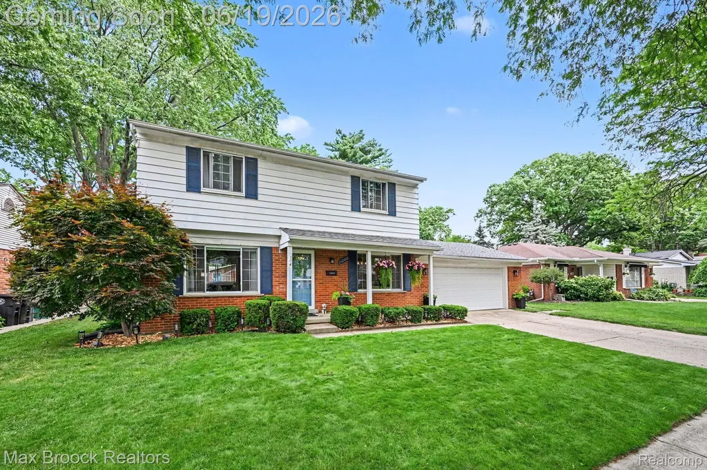 33000 Perth Street Livonia City MI 48154